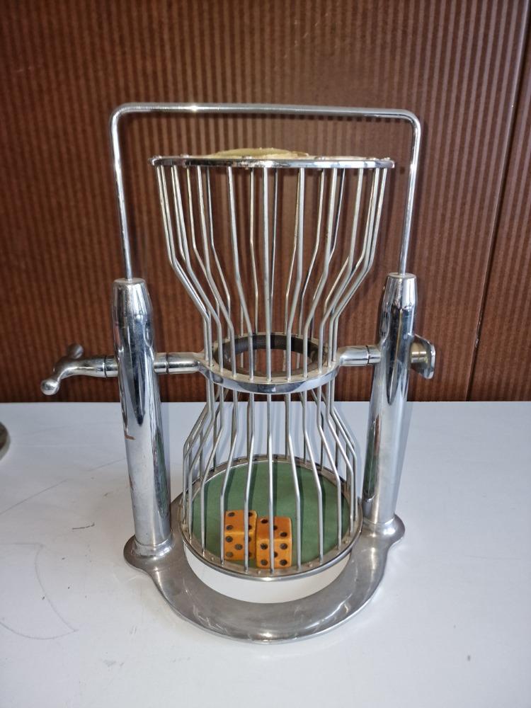 Chuck a luck  birdcarge 