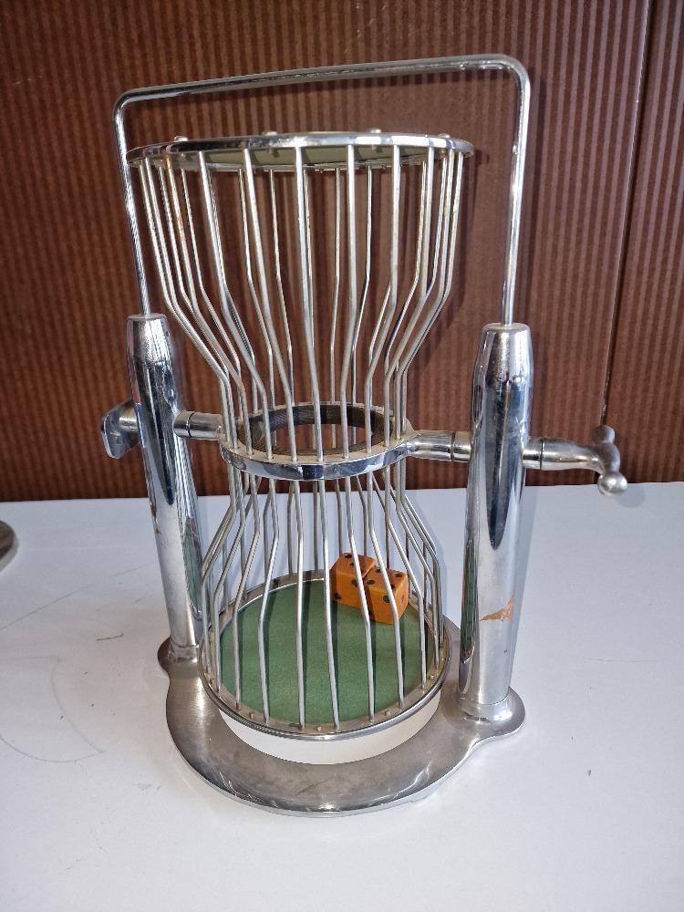 Chuck a luck  birdcarge 