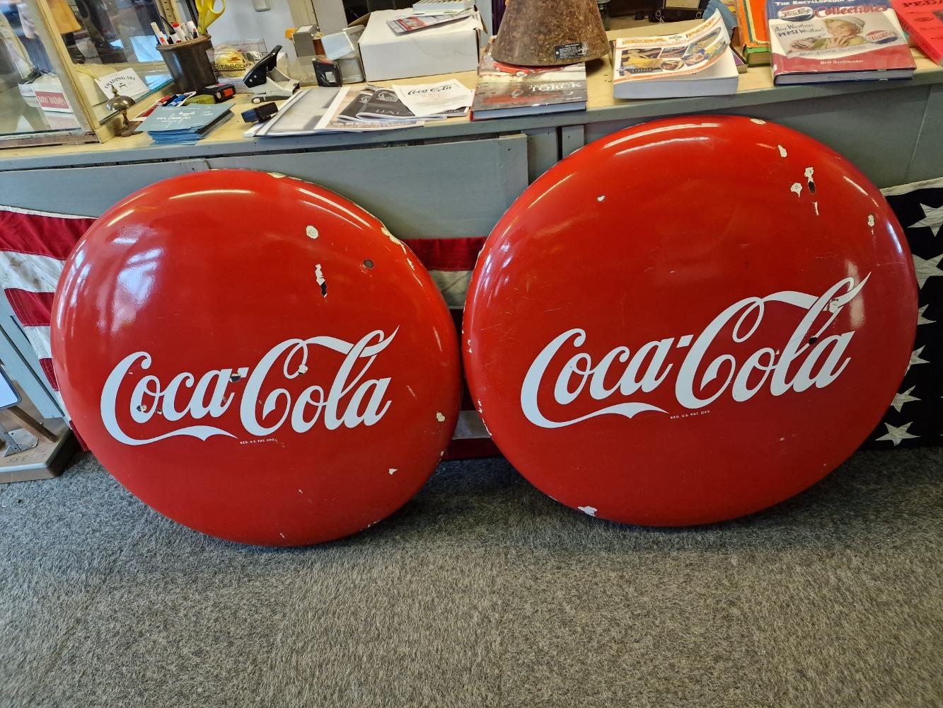 Coca-Cola buttons 