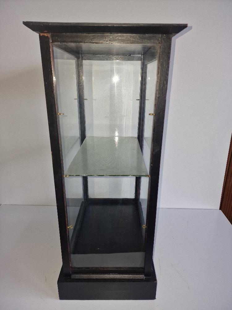 Eiken  toonbank vitrine 