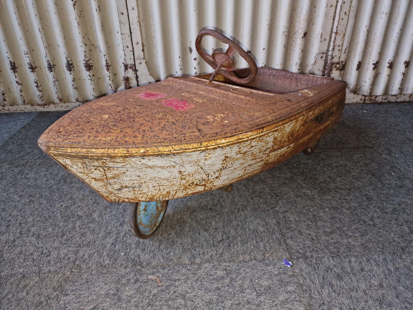 Murray 1960 pedal boat