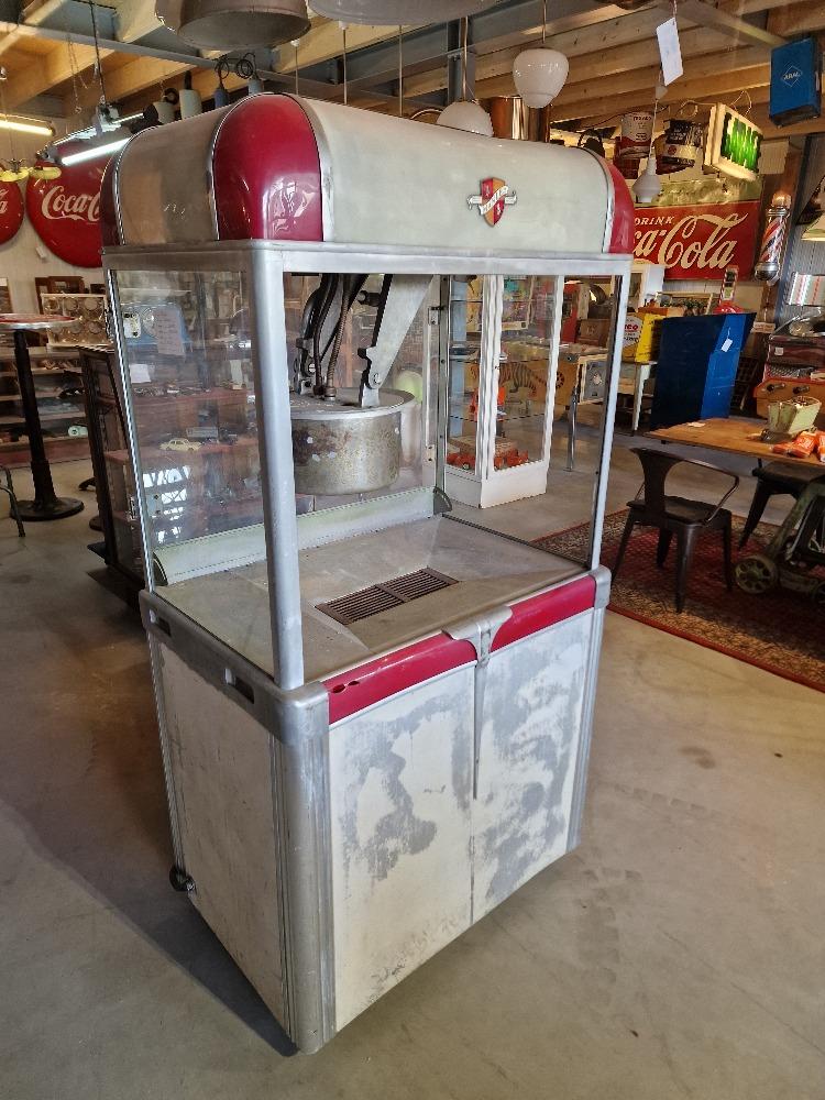 Popcorn machine 